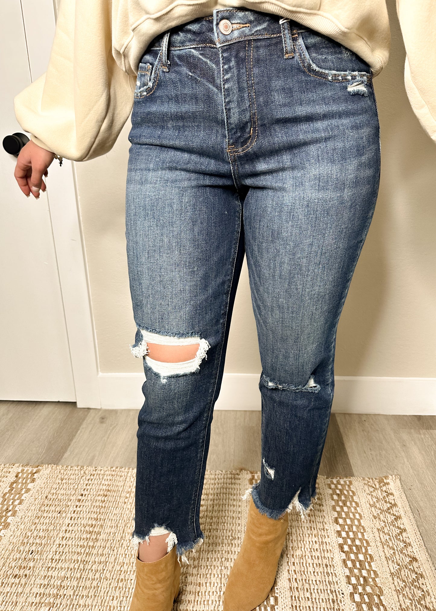 Dark Wash High Rise Crop Straight Jeans (Lovervet)