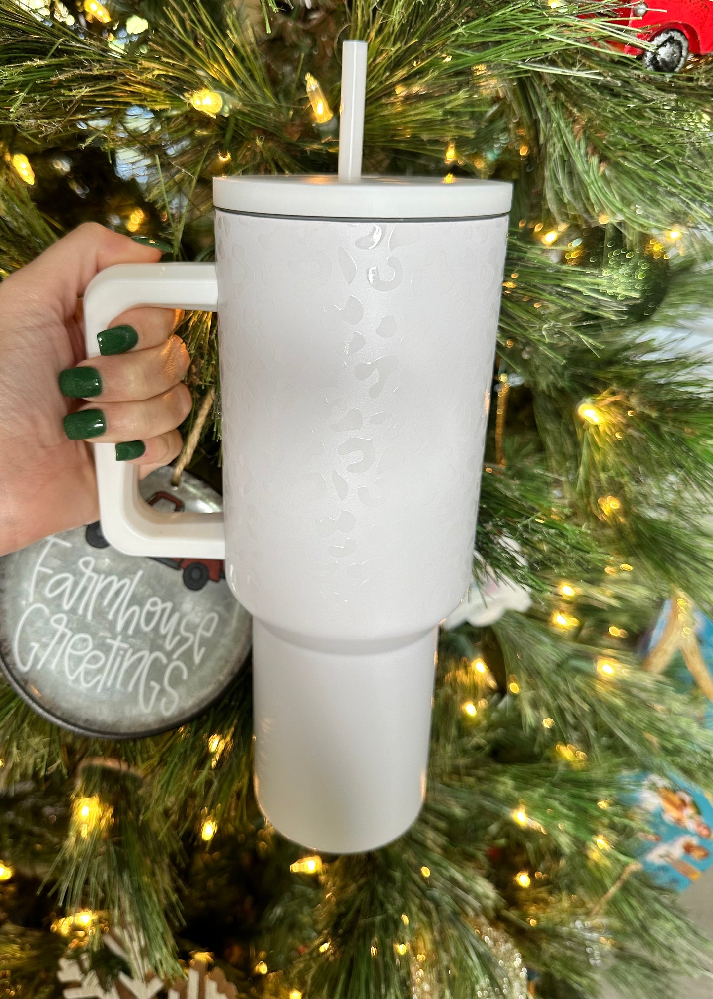 White Leopard Tumbler With Handle – 40oz