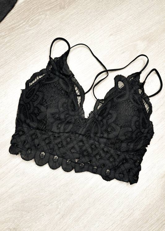 Black Laced Scalloped Bralette