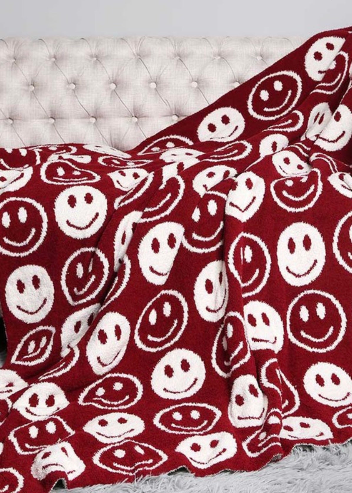 Burgundy Smile Patterned Blanket