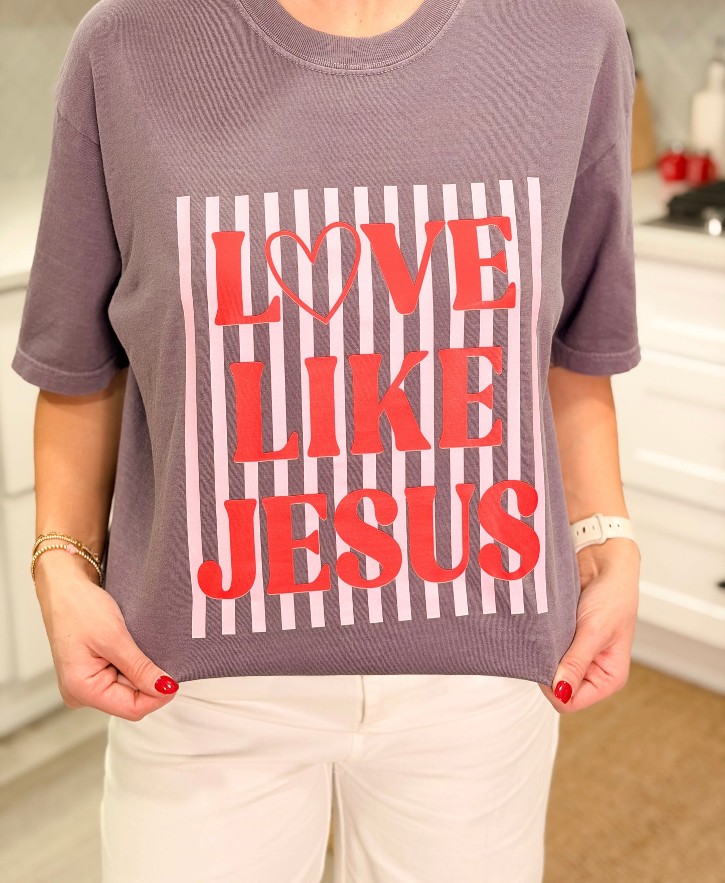 Love Like Jesus Graphic Tee
