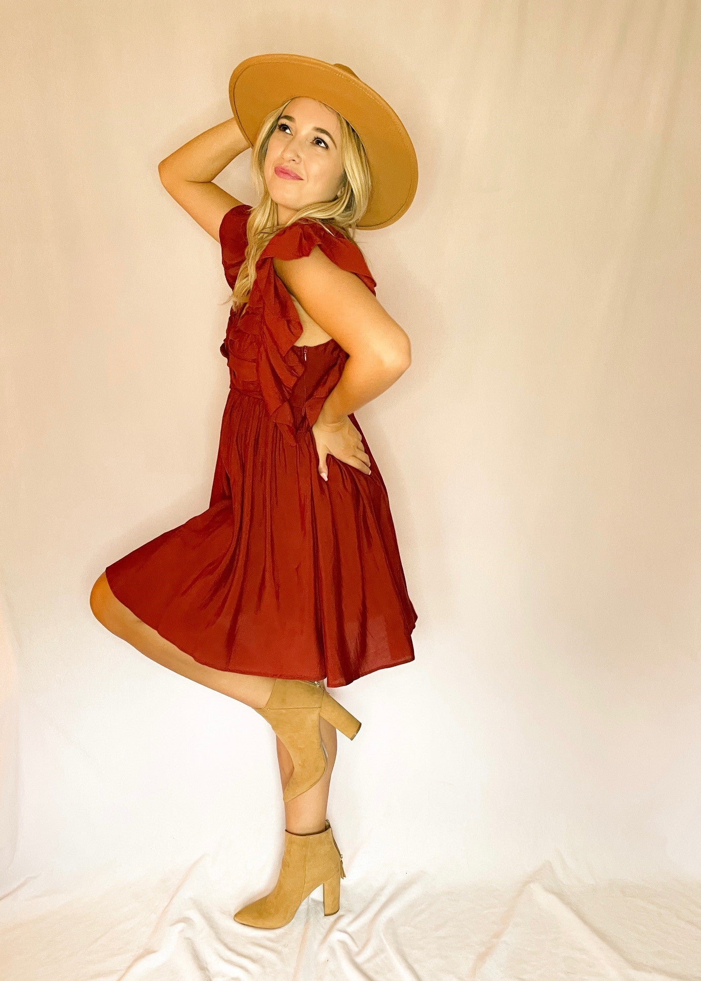 Brick V-neck Butterfly Sleeve Dress