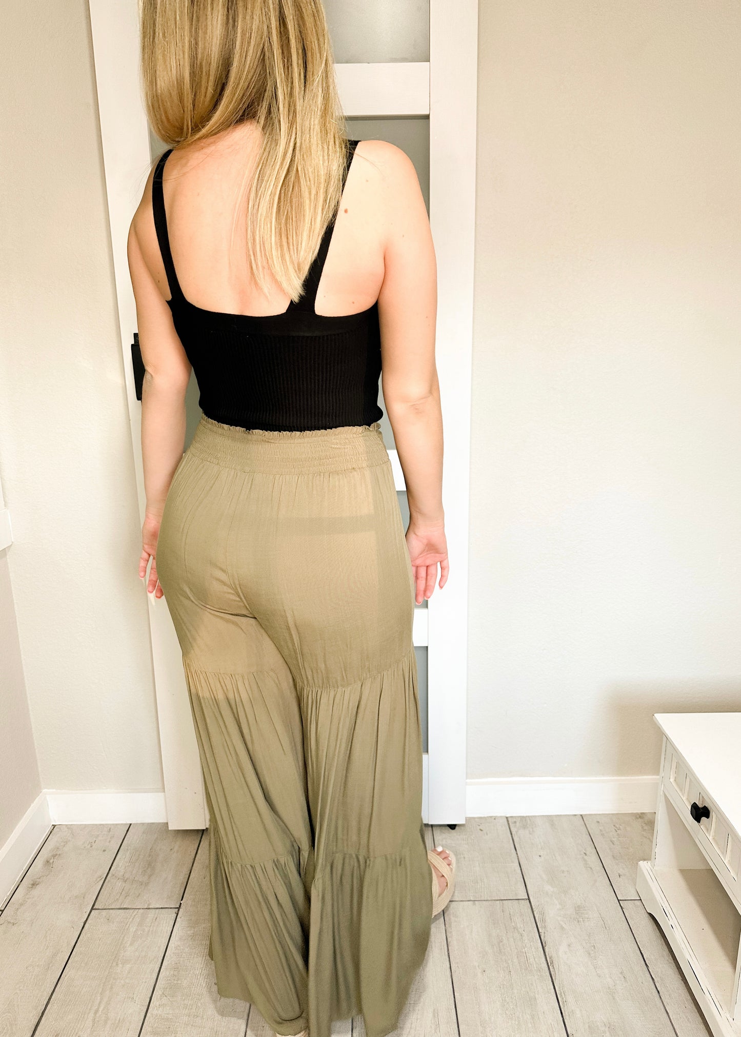 Black Ribbed Neck Detailed Sleeveless Top *FINAL SALE*